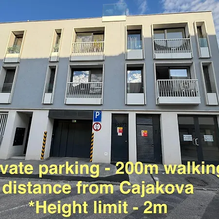 New 1 - Self Check In, Free Parking * Μπρατισλάβα