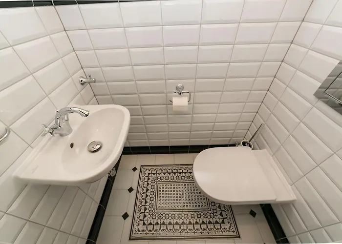 New 1 - Self Check In, Free Parking 公寓 *