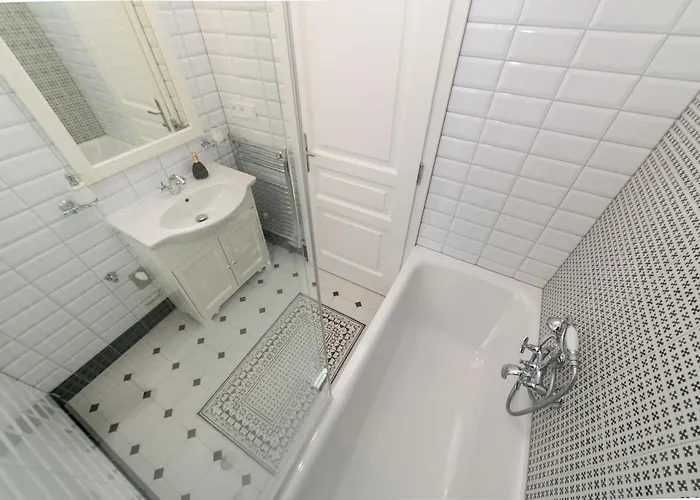 公寓 New 1 - Self Check In, Free Parking