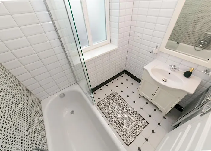 New 1 - Self Check In, Free Parking * Μπρατισλάβα