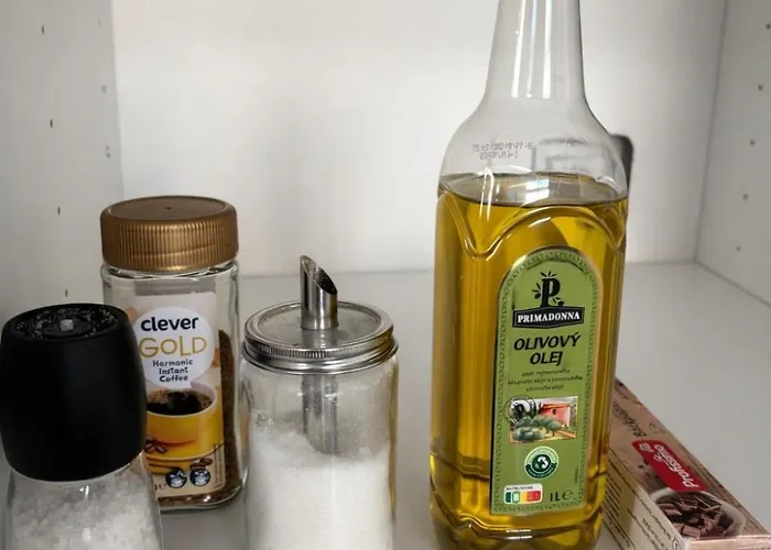 New 1 - Self Check In, Free Parking Daire